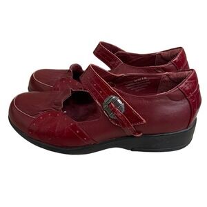 Gravity Defyer Burgundy Red Leather Mary Jane Shoes VersoShock Womens 8.5 M
